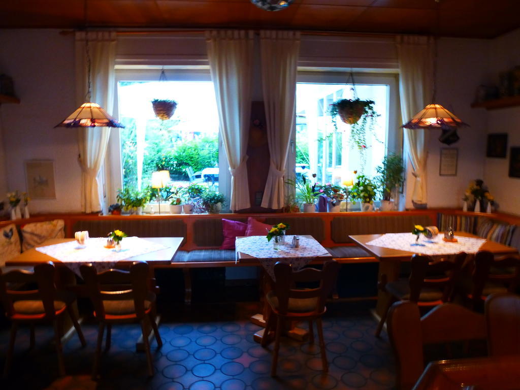 Landhaus-Puettmann Hotel Fröndenberg Екстериор снимка